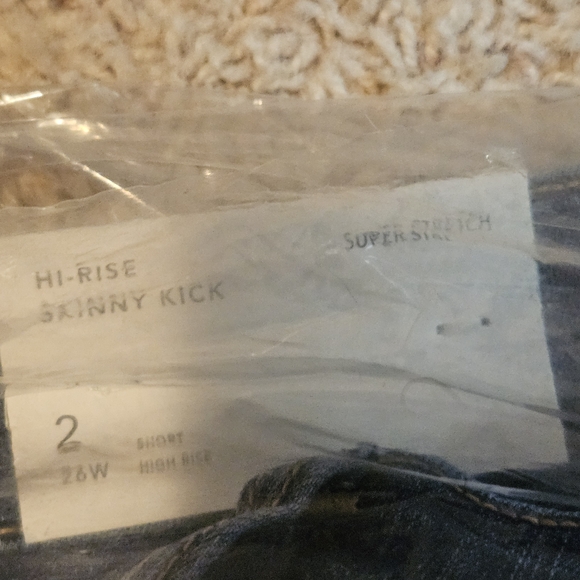 American Eagle Outfitters Women's High Rise Blue Jeans - Picture 5 of 5